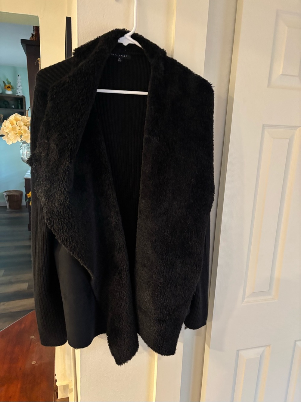Women's Black Faux Fur Teddy Coatigan - Soft Open-Front Jacket